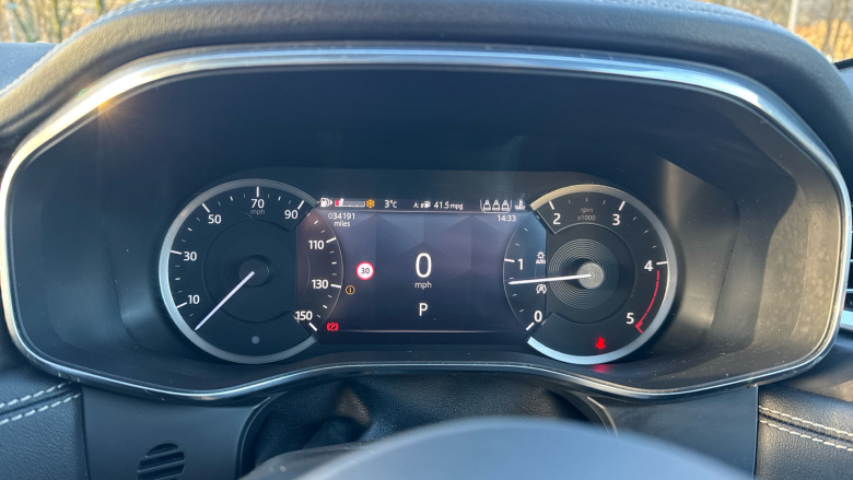 Jaguar F-Pace 2.0 D200 R-Dynamic Black 5dr Auto AWD Diesel Estate